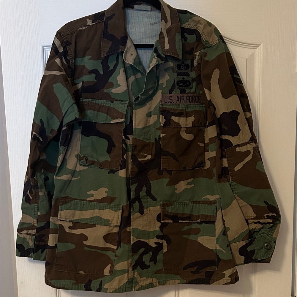 Air Force Woodland BDUCamouflage Military Jacket size medium